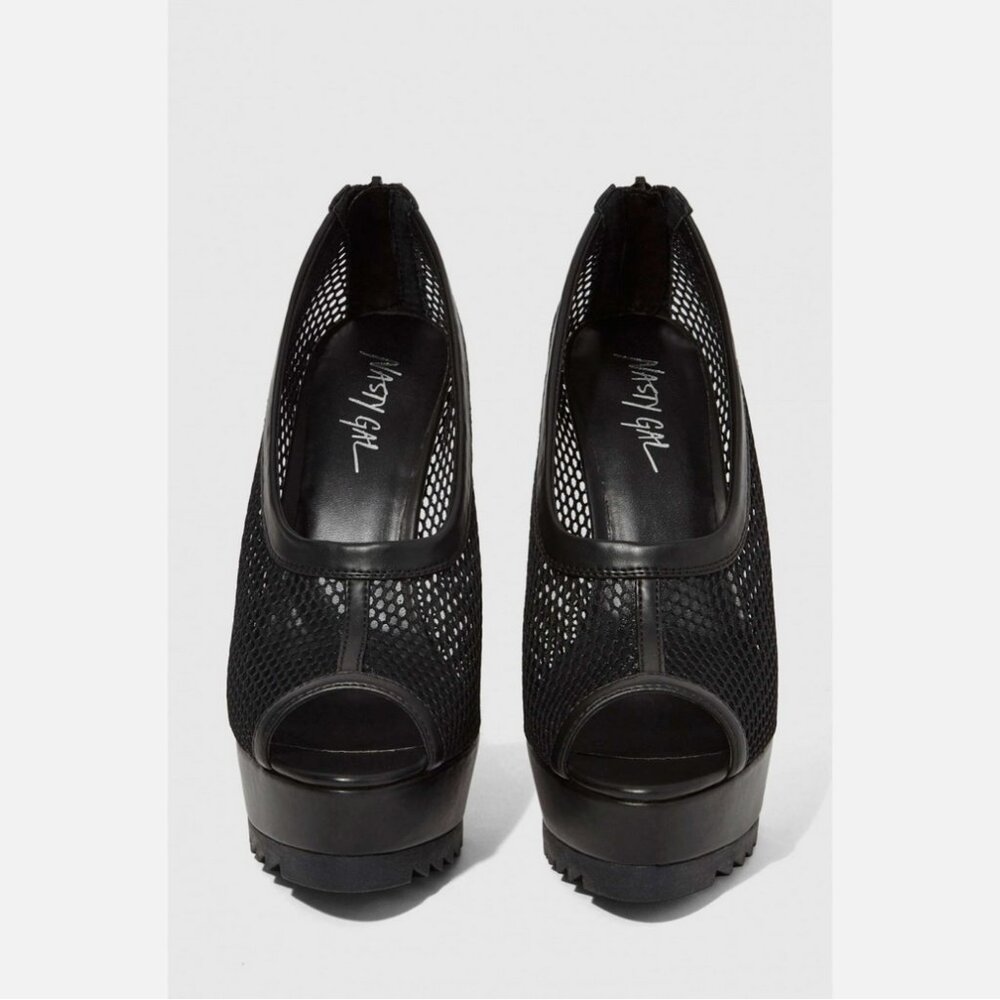 NWOB Nasty Gal Bernese Mesh Platform Pumps